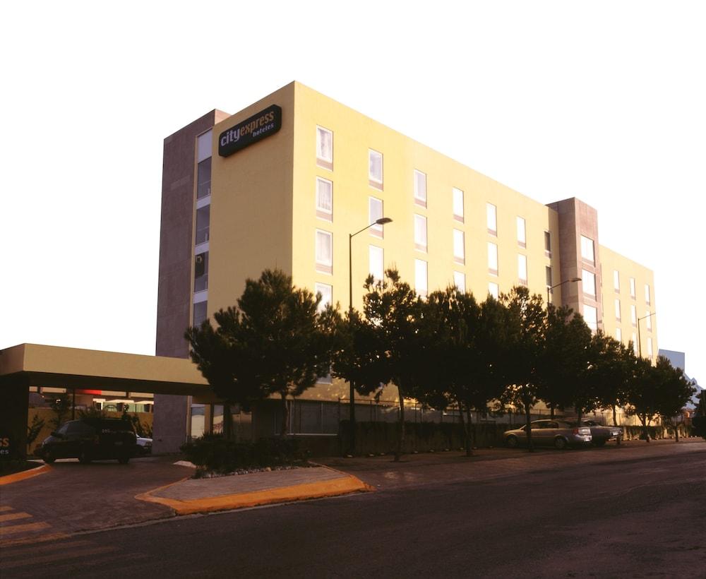 City Express By Marriott Saltillo Norte מראה חיצוני תמונה