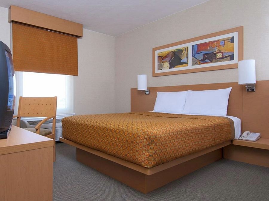 City Express By Marriott Saltillo Norte מראה חיצוני תמונה
